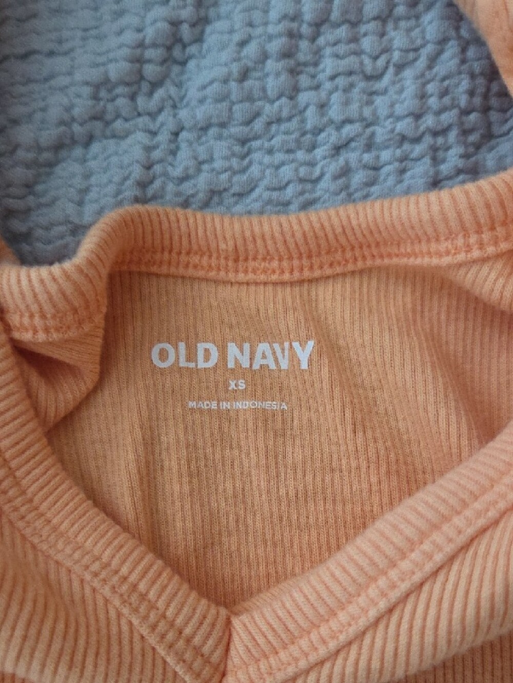 Old Navy Peachy Ruffled Strap Ribbed Tank - Picture 2 of 5